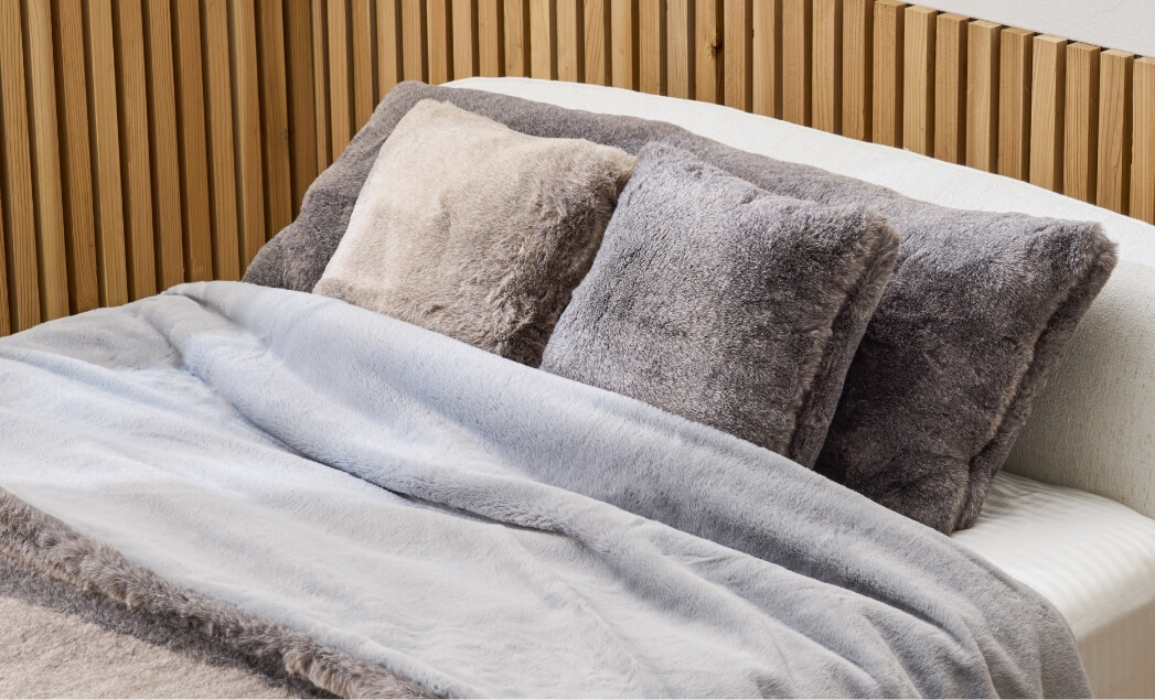 アザーカット