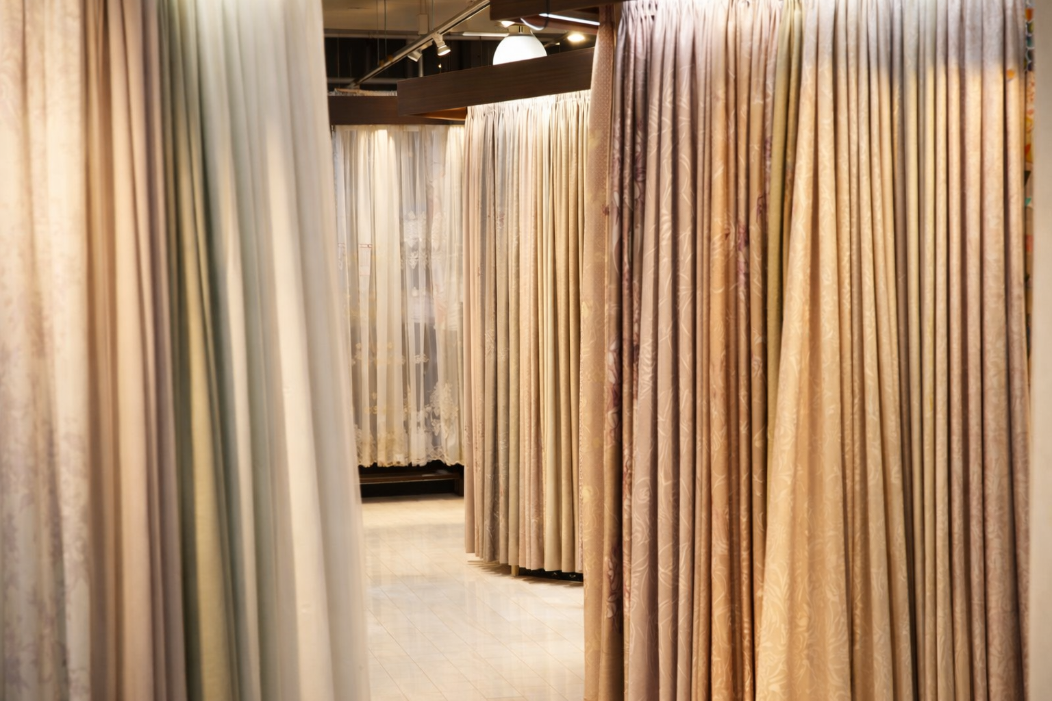 カーテンの展示