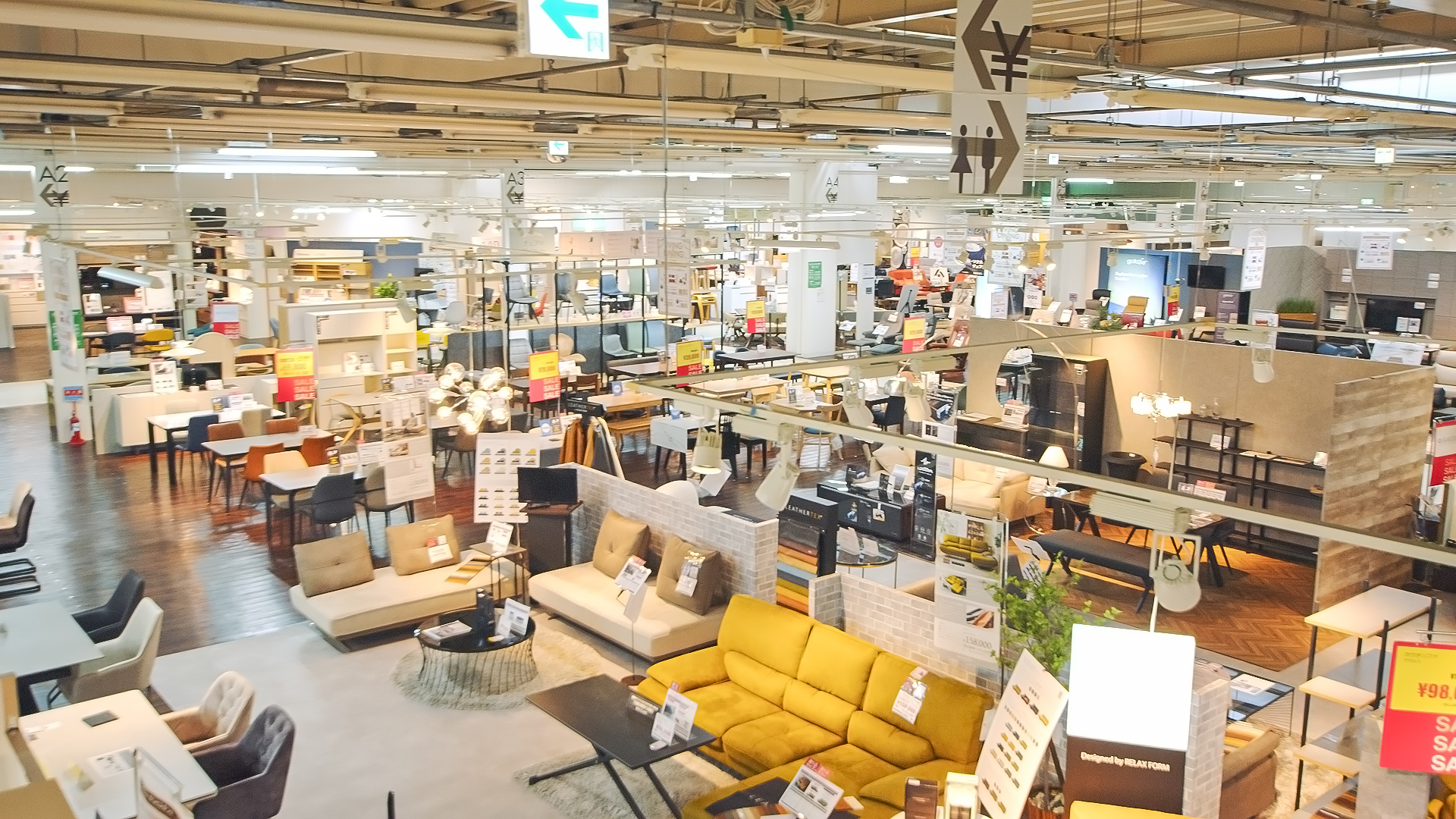 SAKODA小戸公園前店の店内