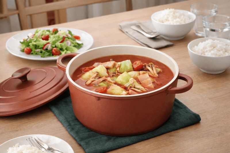 無水調理もできるじっくり煮込み鍋